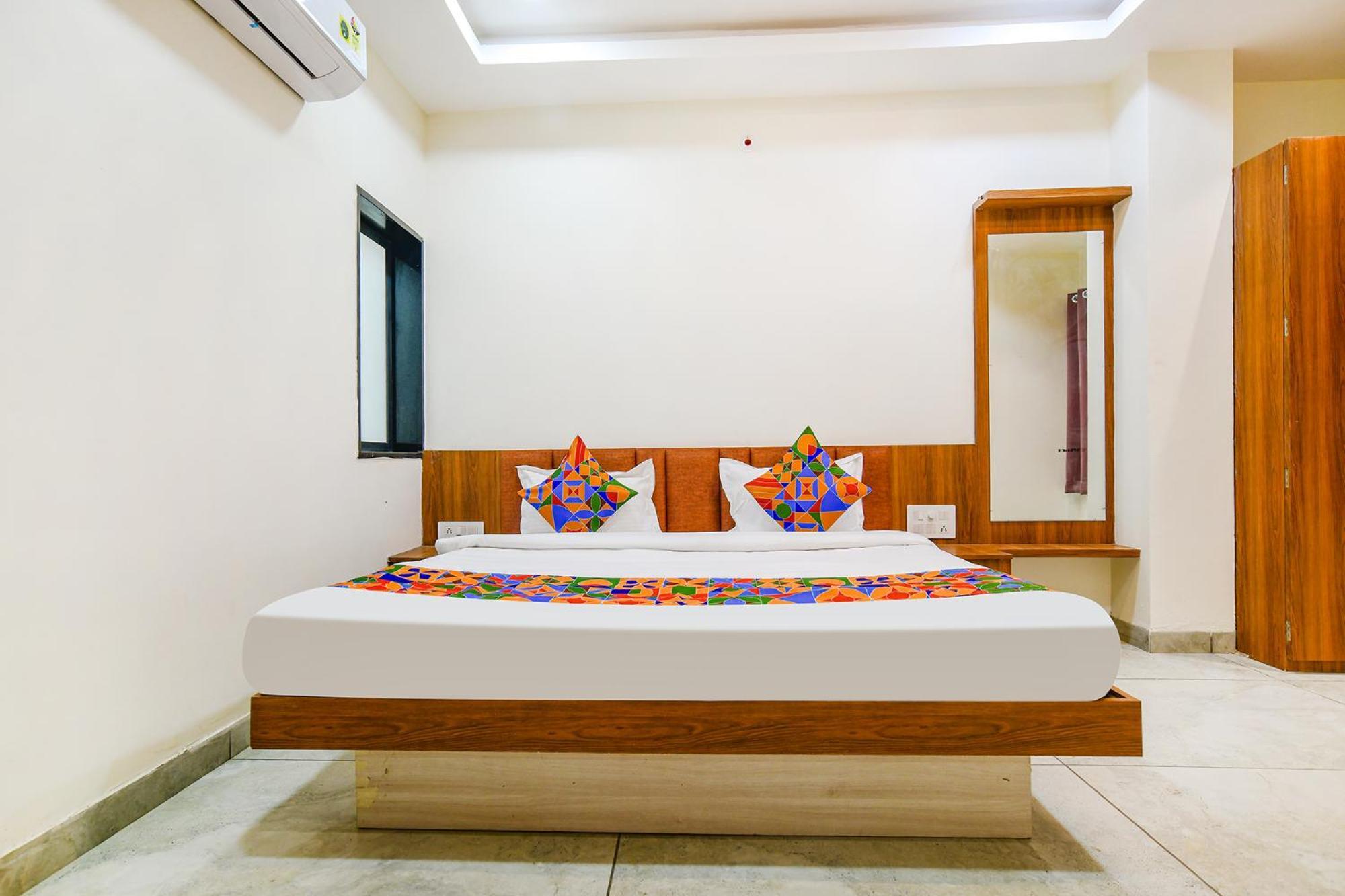 Fabhotel Shree Nakoda Paradise อุจเจน ภายนอก รูปภาพ