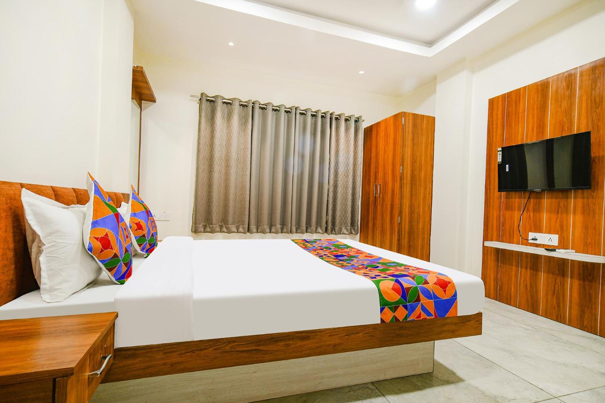 Fabhotel Shree Nakoda Paradise อุจเจน ภายนอก รูปภาพ
