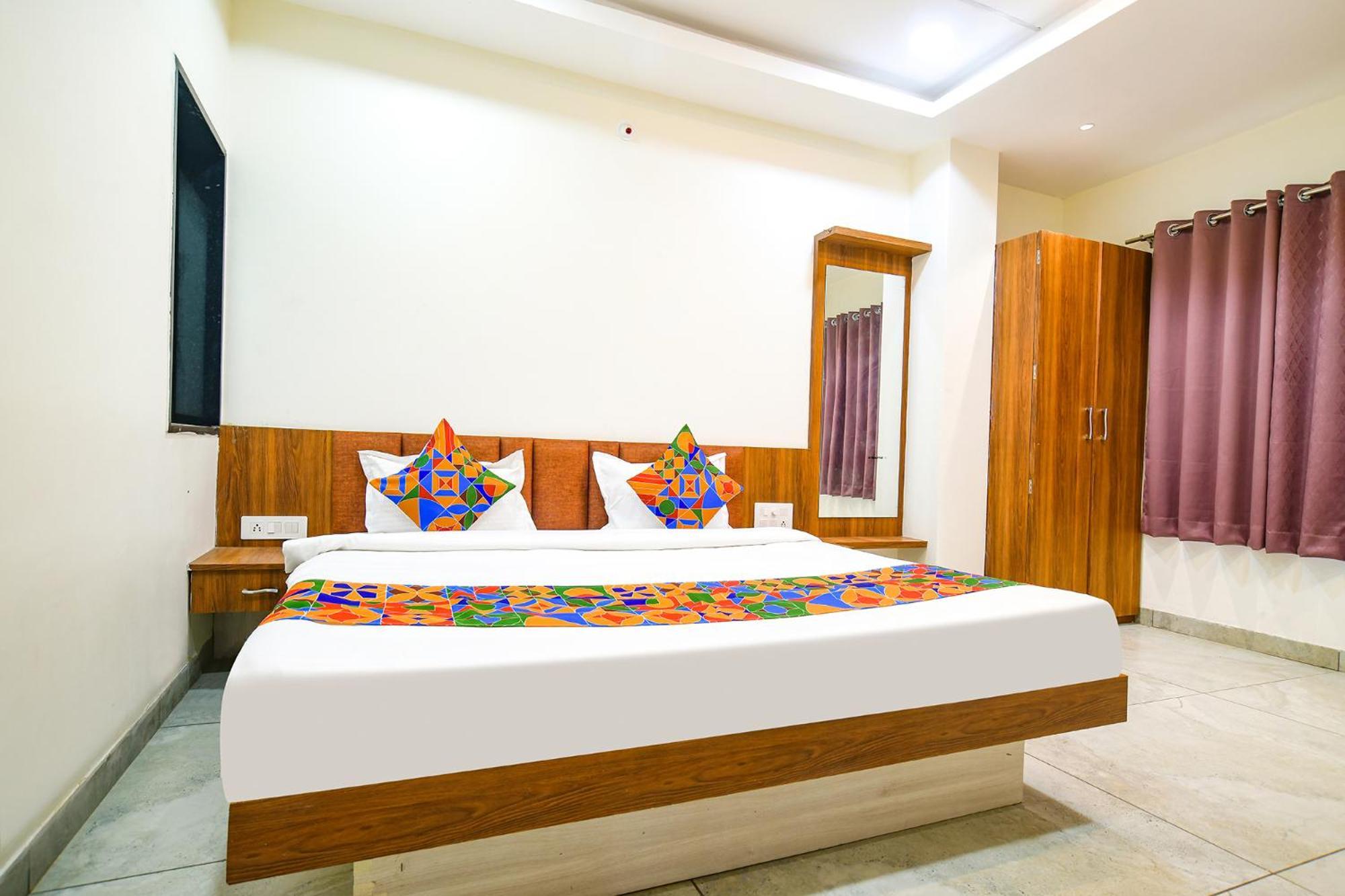 Fabhotel Shree Nakoda Paradise อุจเจน ภายนอก รูปภาพ